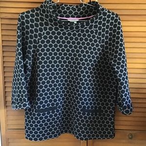 Boden..super cute tunic..who doesn’t love polka dots!!? Great shape. S12